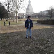 Madrelingua C1 di inglese offre ripetizioni private di inglese, tedesco